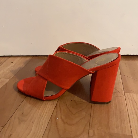 Red sandals - Picture 3 of 4
